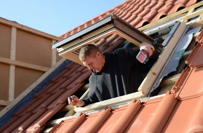 Pose de fenêtres de toit Velux à Gilley